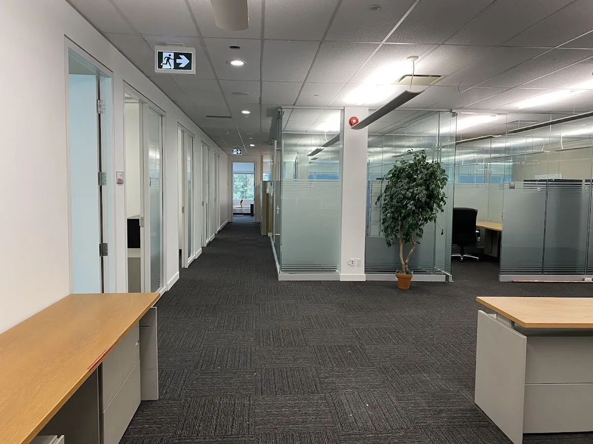 Cestar High School campus photo 4