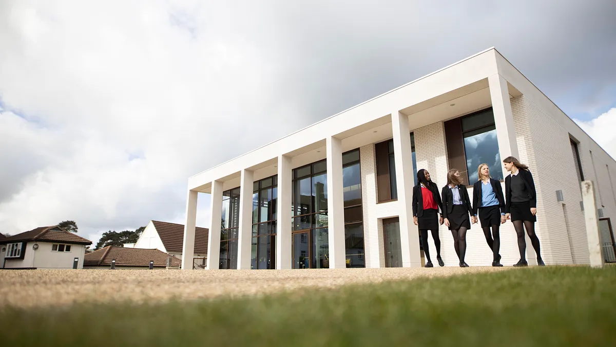 Downe House campus photo 3