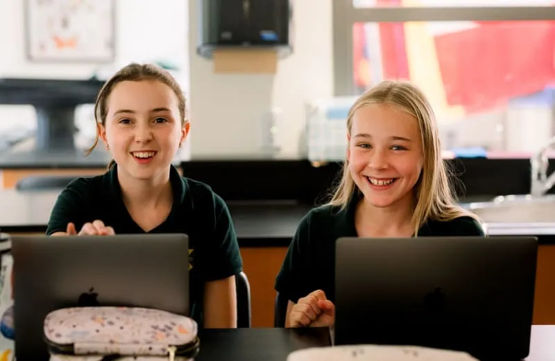 Elmwood School campus photo 6