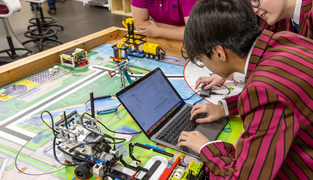 Fettes College campus photo 8