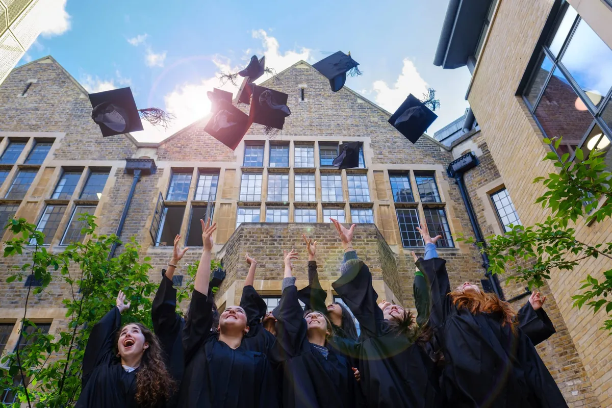 Godolphin and Latymer School campus photo 2