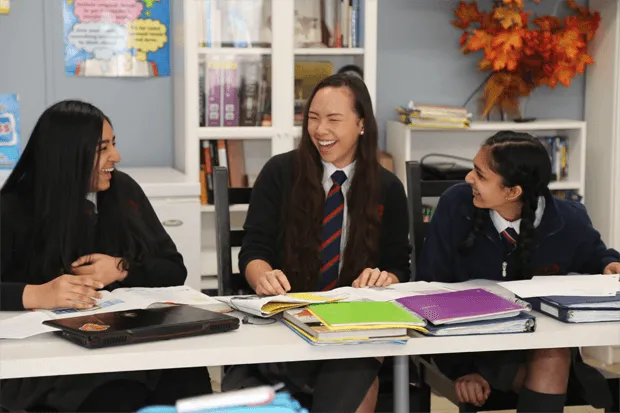 King's College School for Bright and Gif campus photo 3