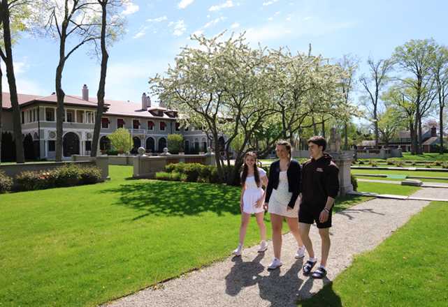 Lake Forest Academy campus photo 2