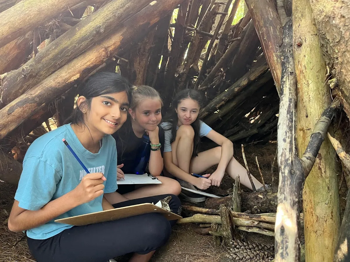 Lakeshore School campus photo 3