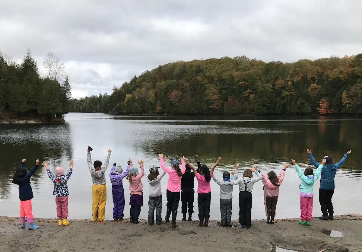 Lakeshore School campus photo 4