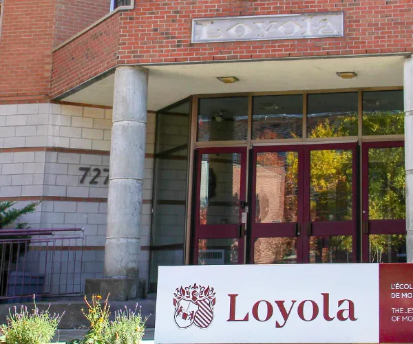 Loyola High School campus photo 2