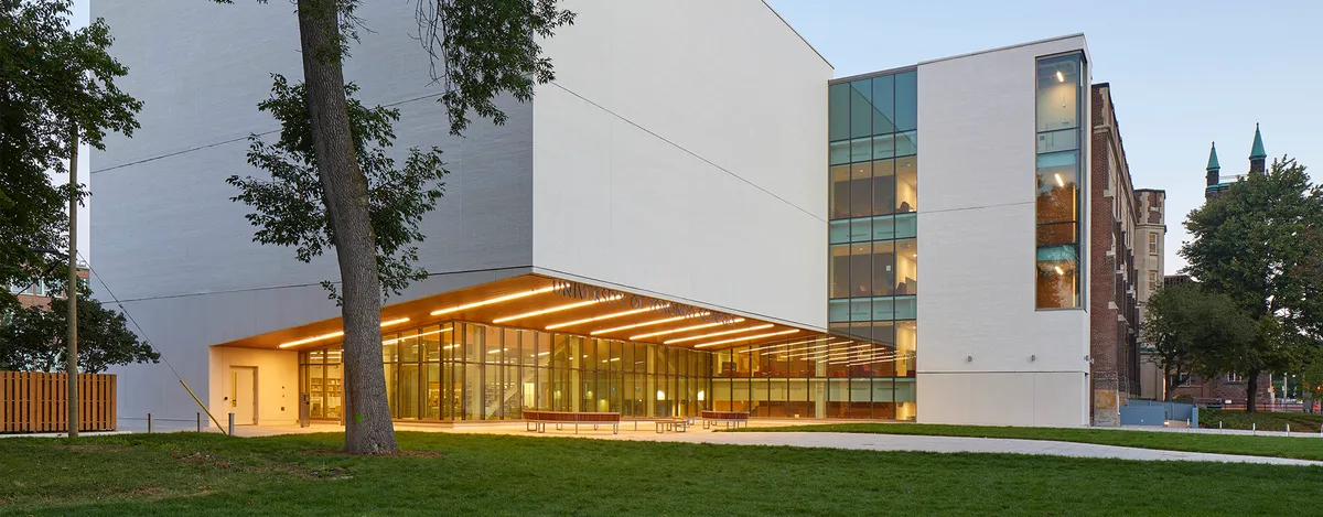 University of Toronto Schools campus photo 2