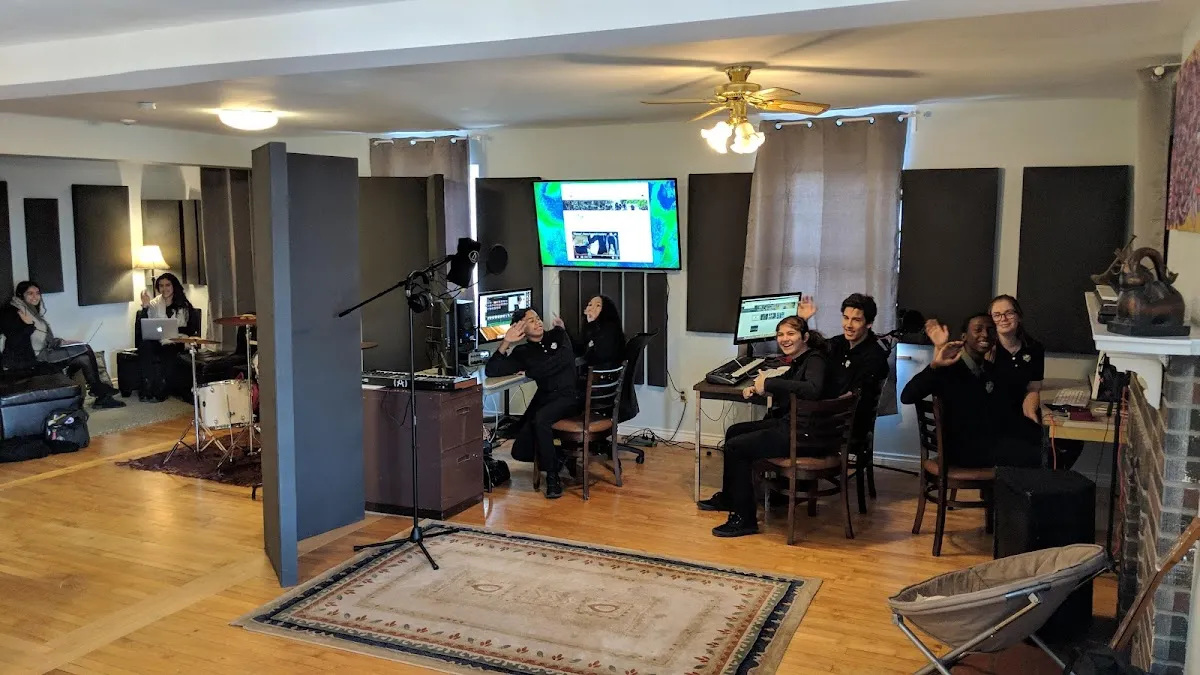 Nancy Campbell Academy campus photo 22