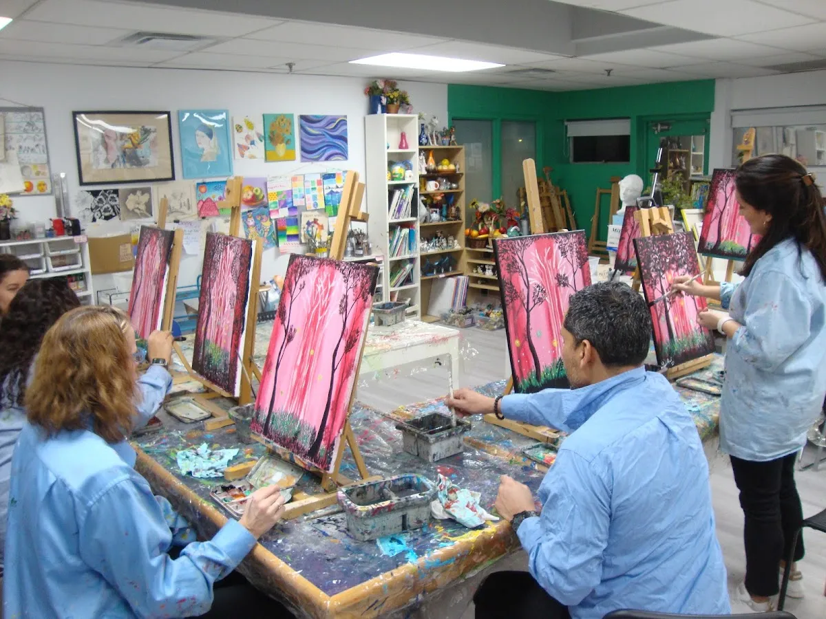 Lolart School campus photo 19