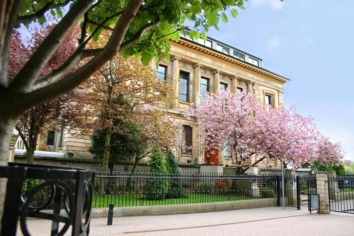 Glasgow Academy campus photo 7