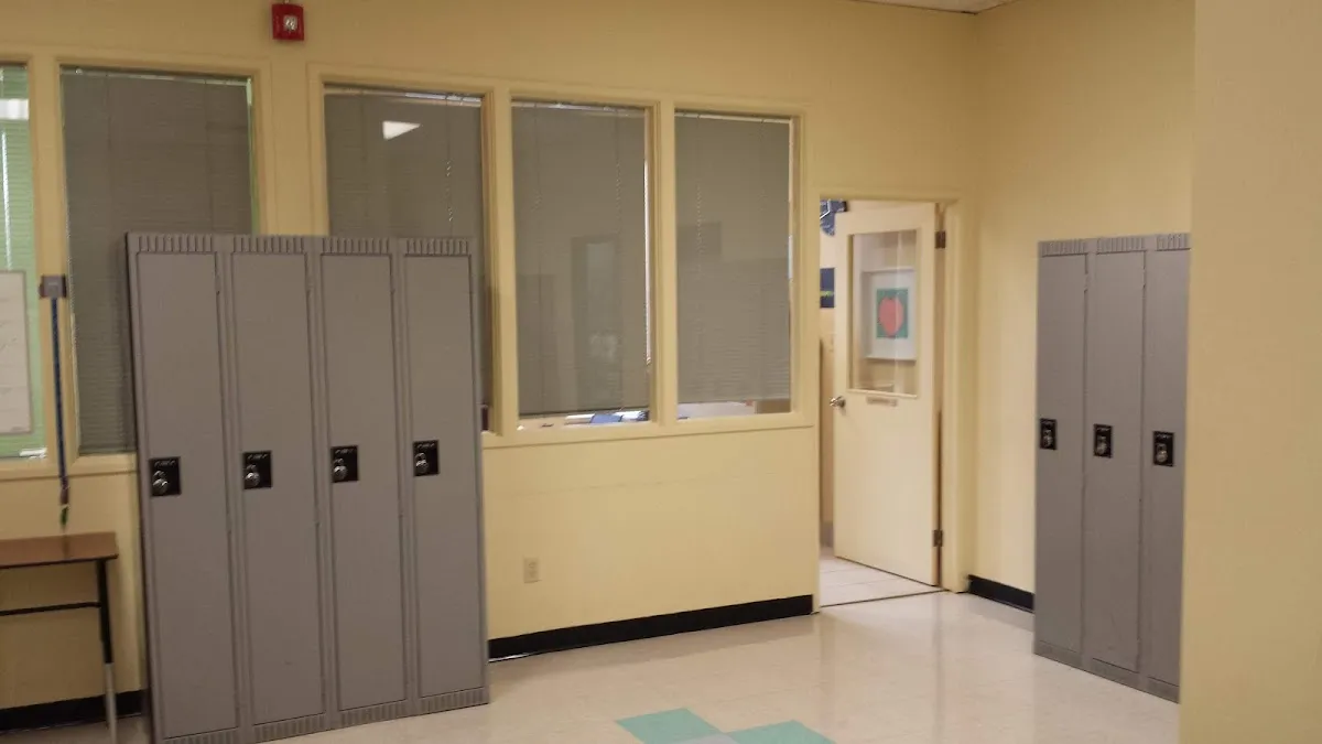 North Toronto Christian School campus photo 10