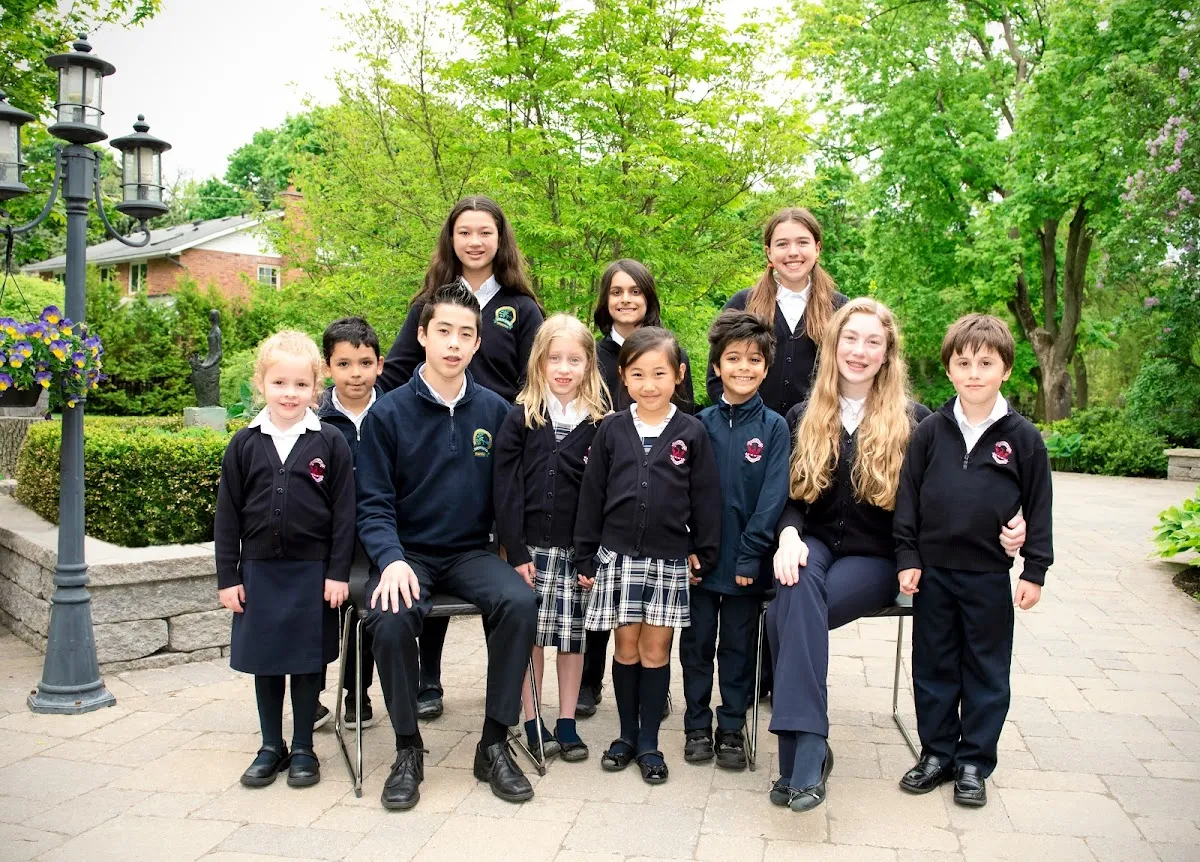 Dearcroft Montessori School campus photo 6