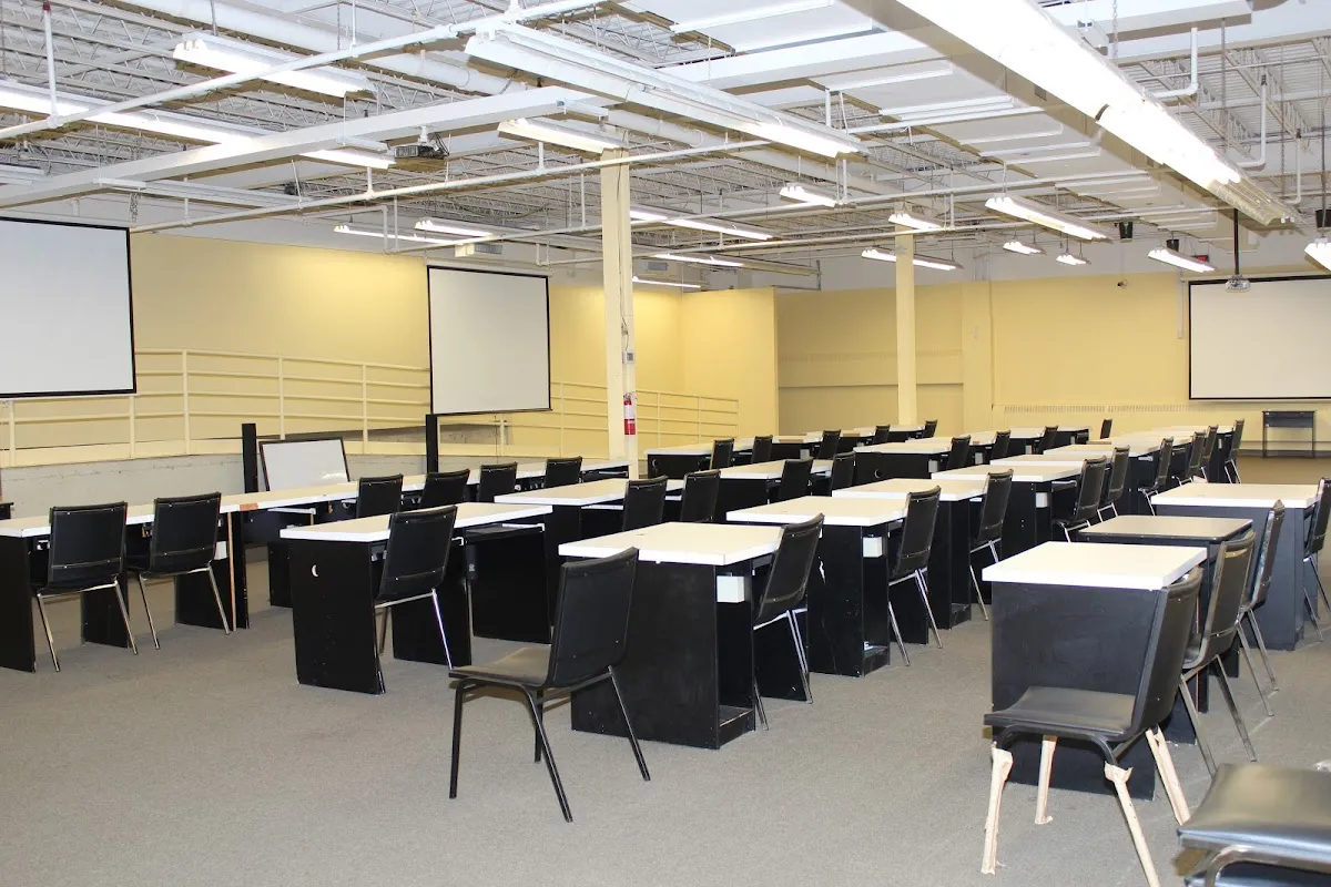 Toronto Eschool campus photo 39