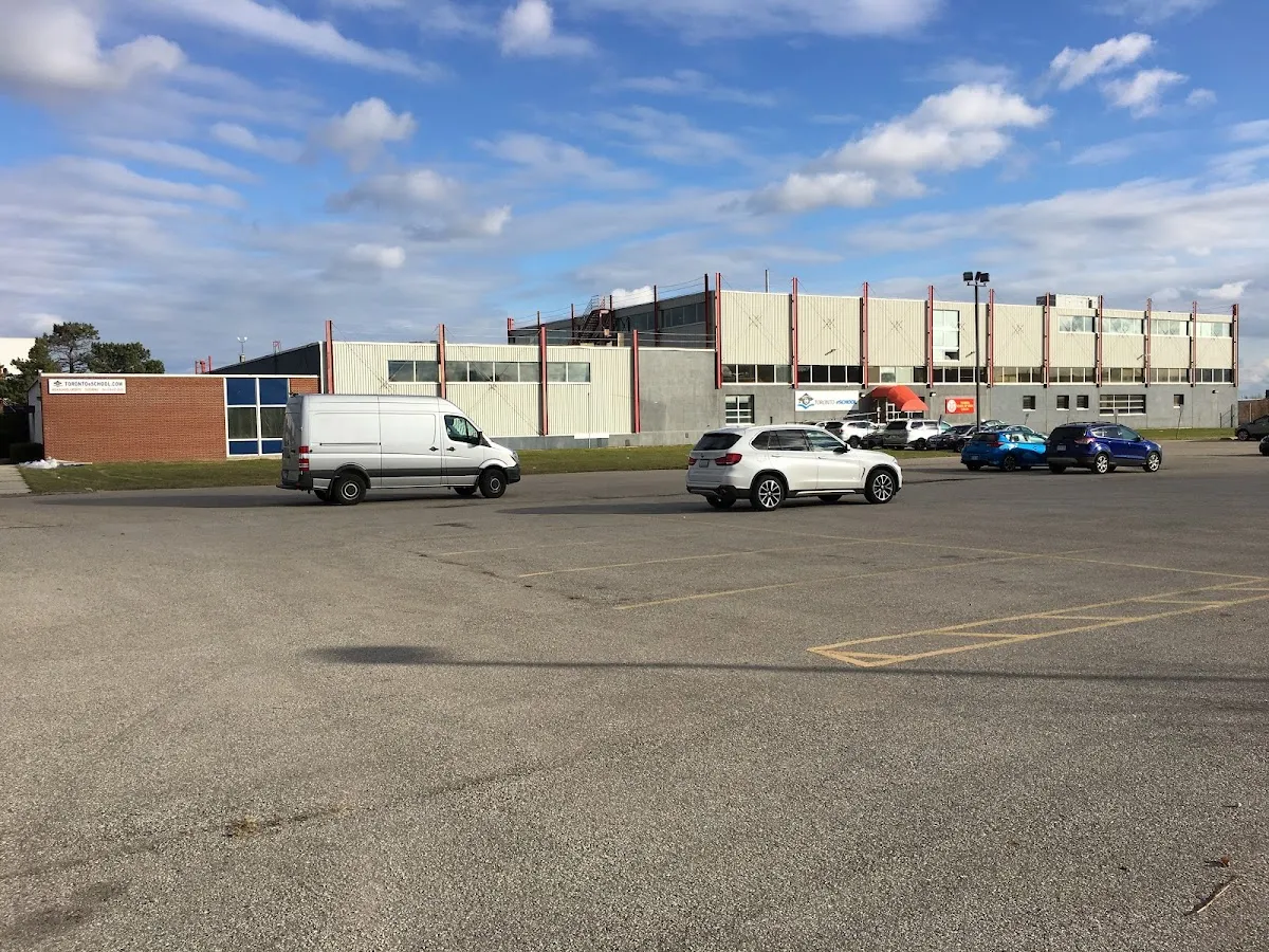 Toronto Eschool campus photo 50