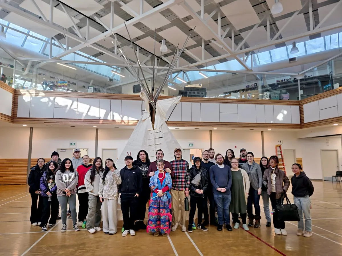 Inner City High School campus photo 1