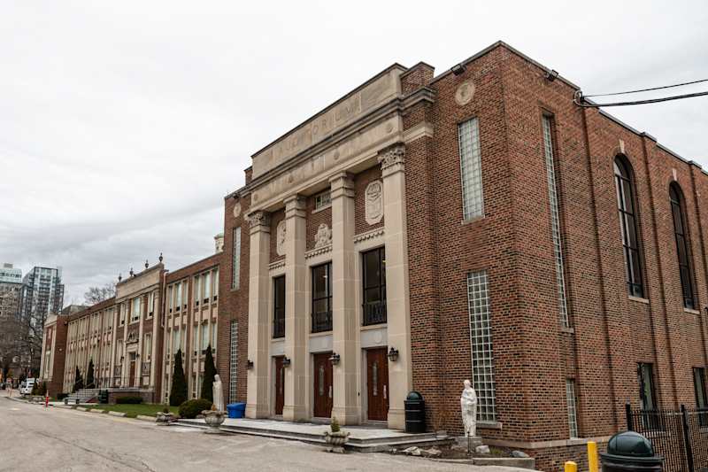 De La Salle College campus photo 24