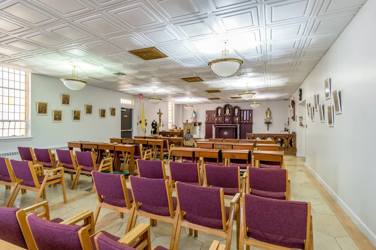 De La Salle College campus photo 1