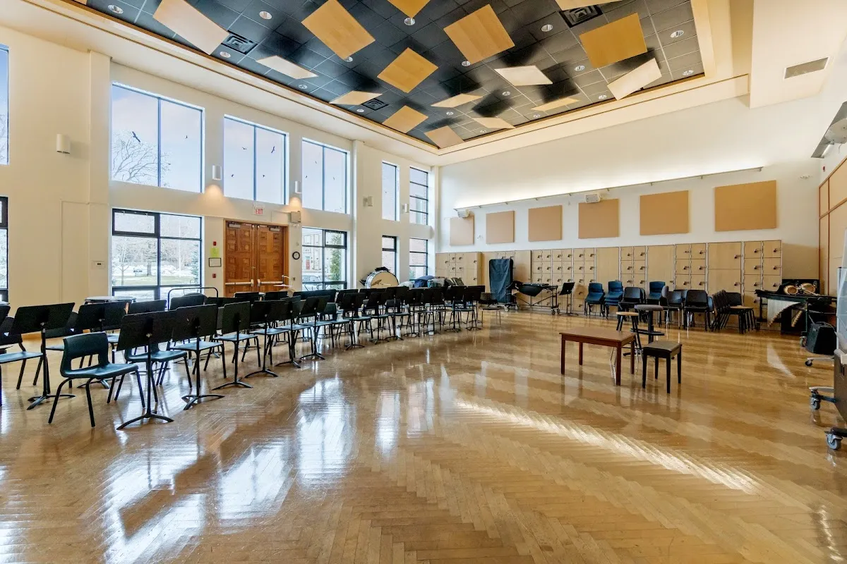 De La Salle College campus photo 8