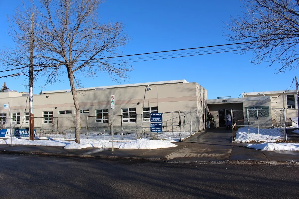 Elves Adult & Youth Centre campus photo 6