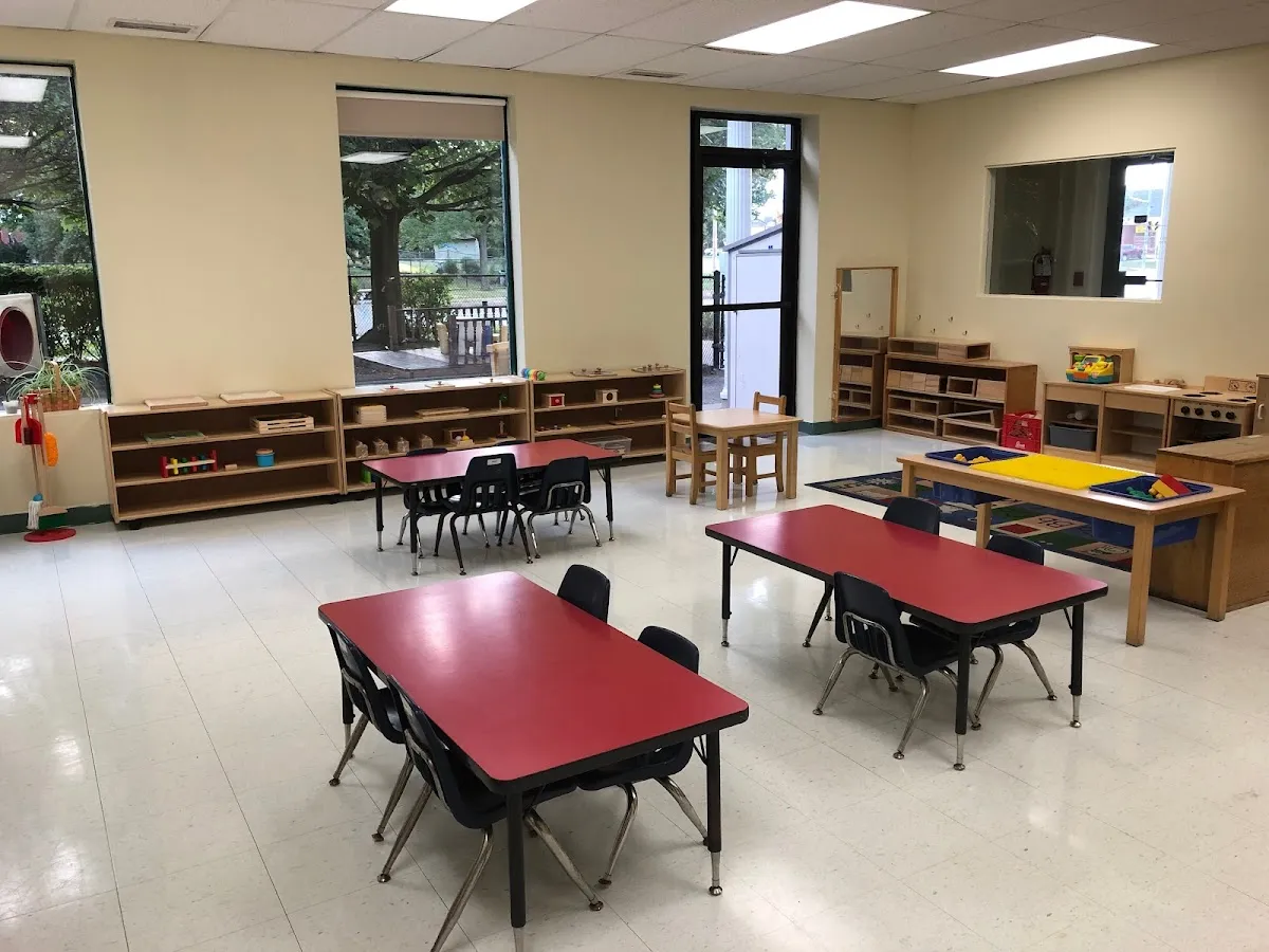 Western Heights Montessori Academy campus photo 3