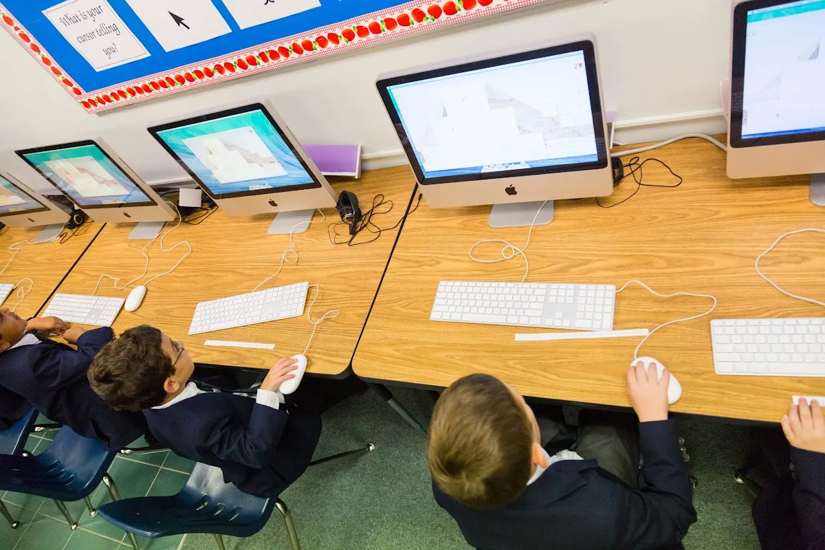 Mentor College Primary Campus campus photo 3