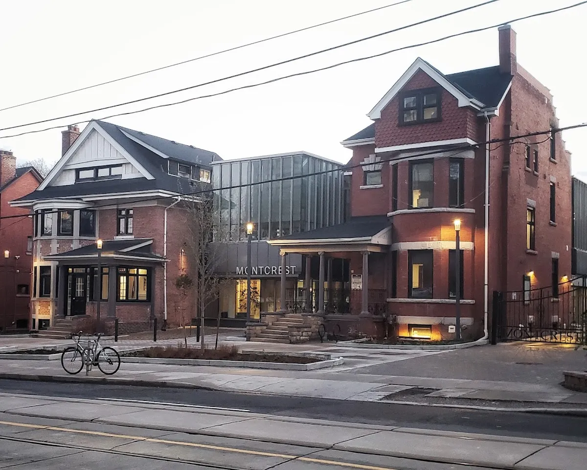 Montcrest School campus photo 1