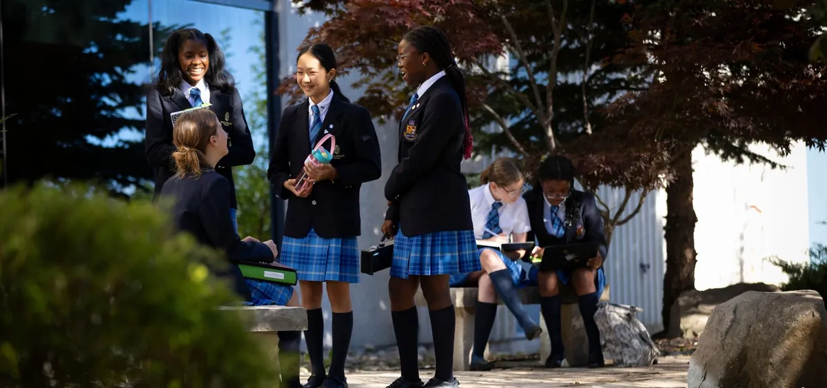 MacLachlan College campus photo 5