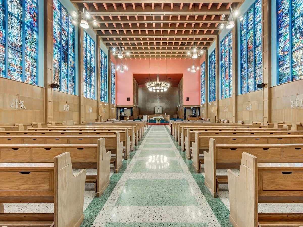 Laureate College campus photo 9