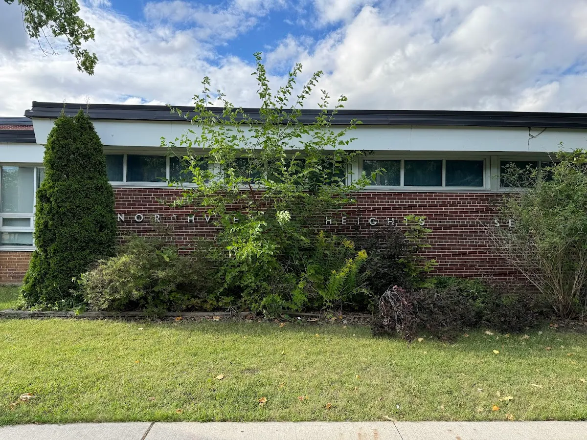 Broadview High School campus photo 4