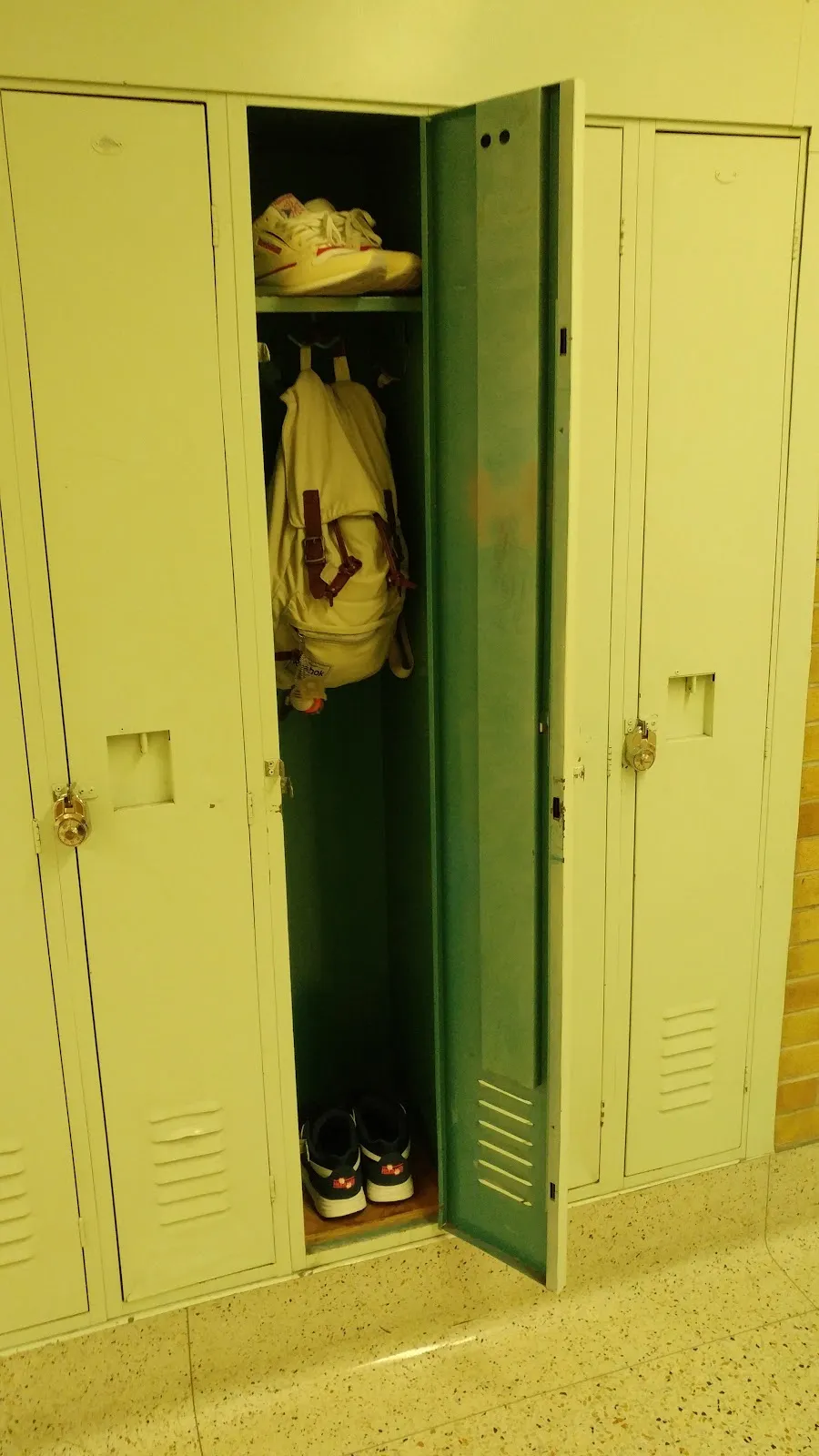 Broadview High School campus photo 6