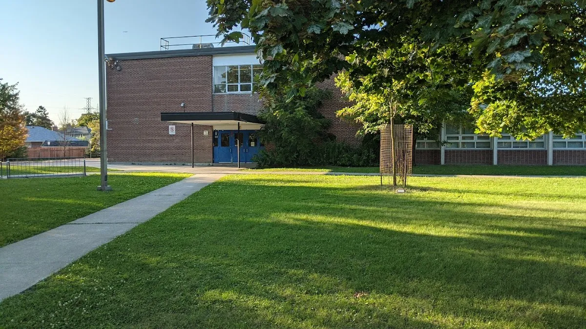 Broadview High School campus photo 7