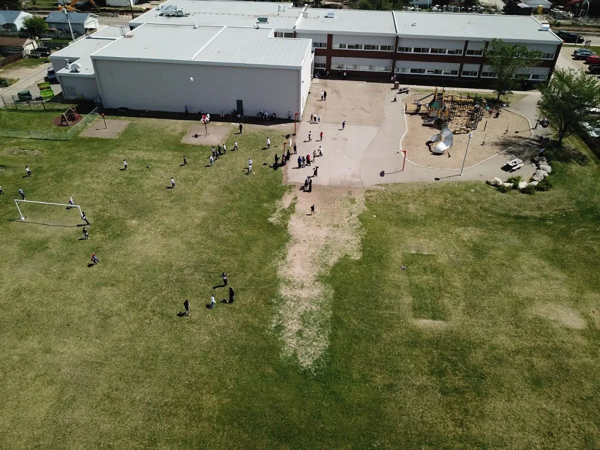 Al-Mustafa Academy campus photo 31