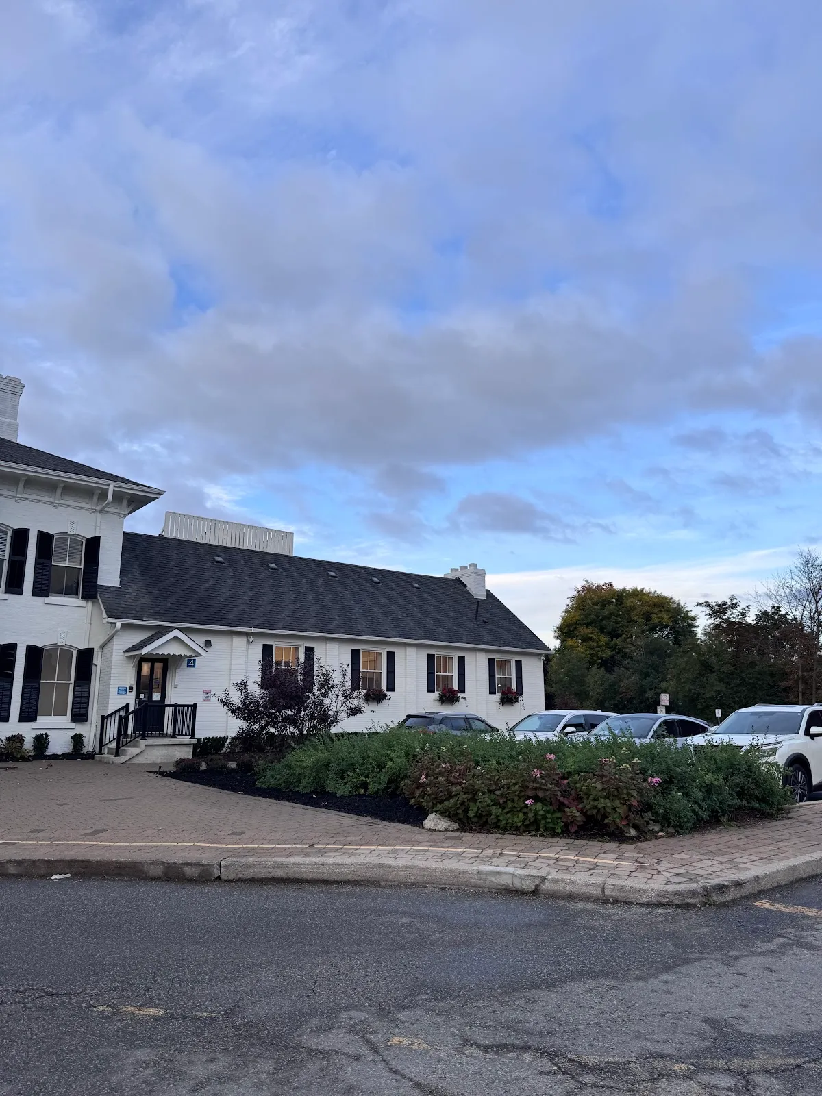 Rotherglen School - Mississauga campus photo 4