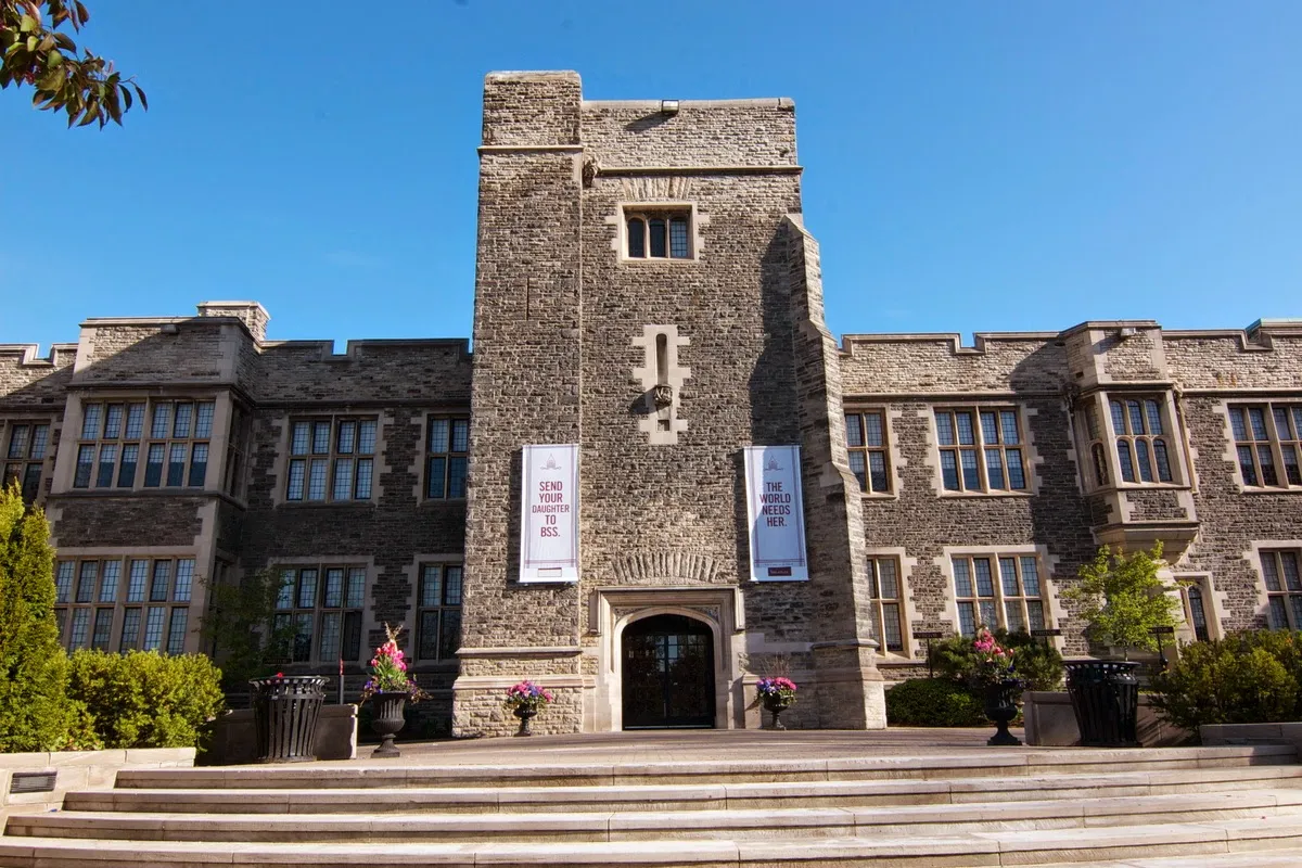 The Bishop Strachan School campus photo 1