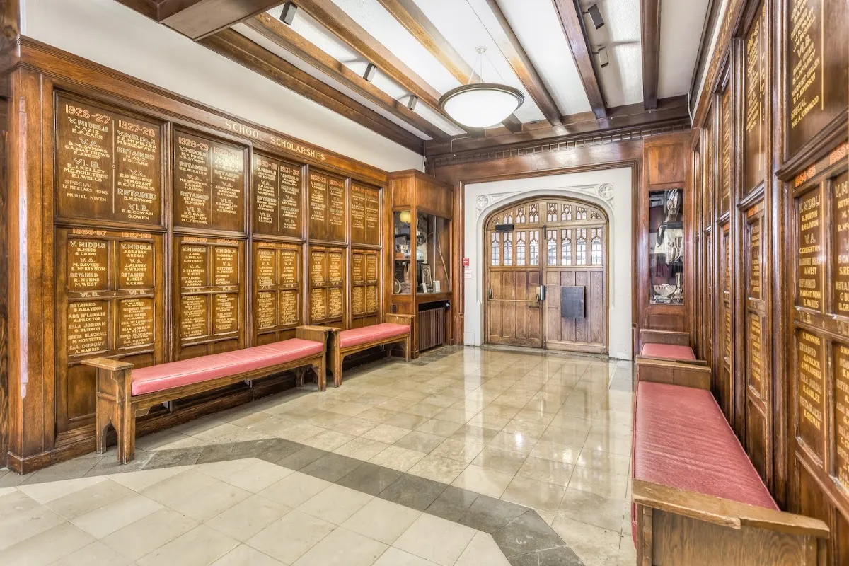 The Bishop Strachan School campus photo 7