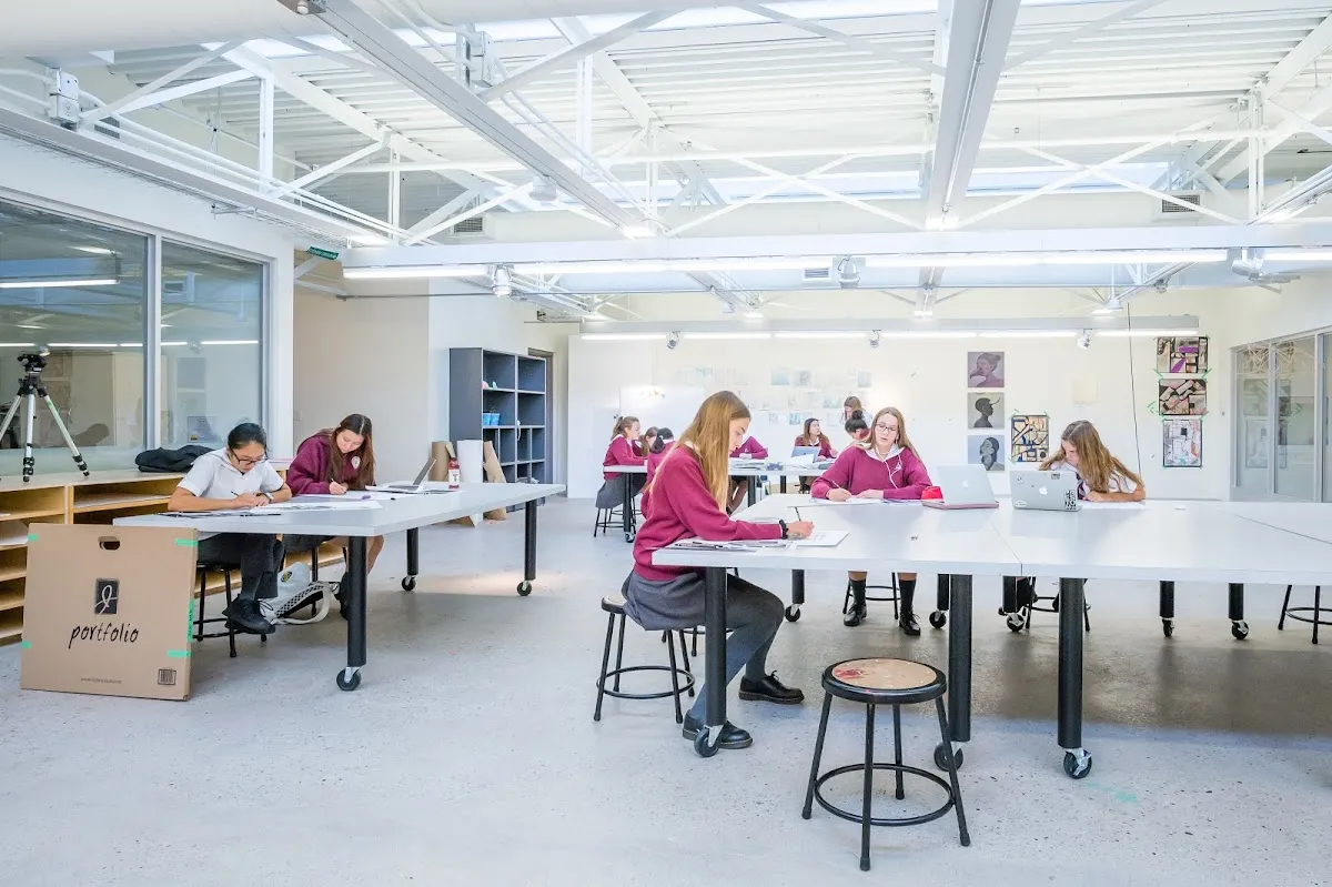 The Bishop Strachan School campus photo 9