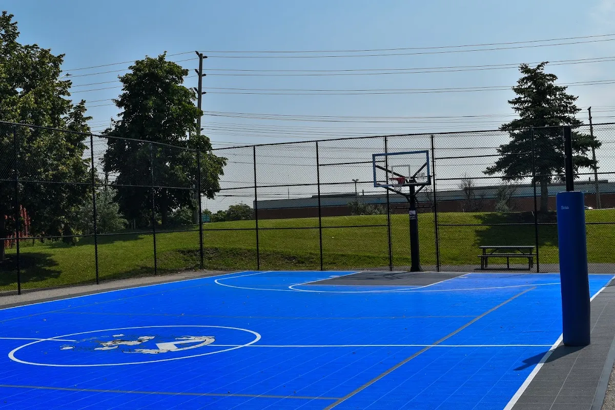 Oakwood Academy campus photo 1