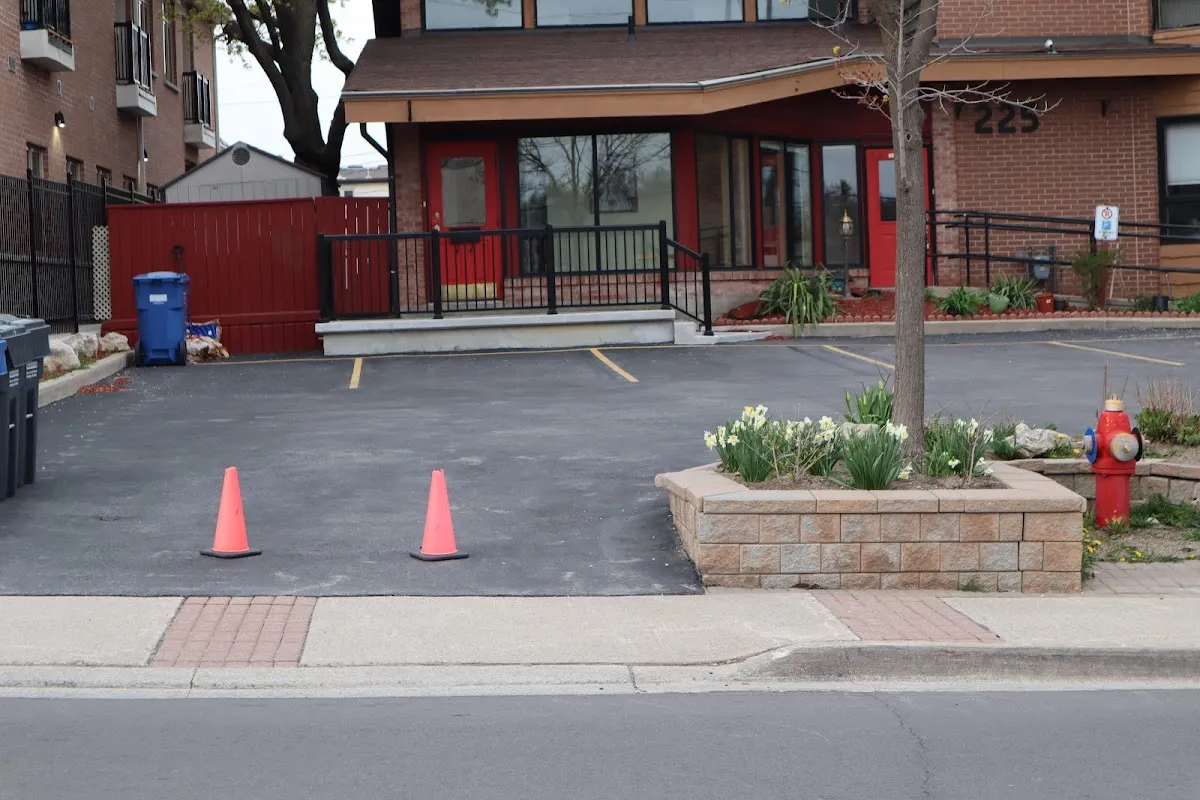 Guiding Light Academy campus photo 3