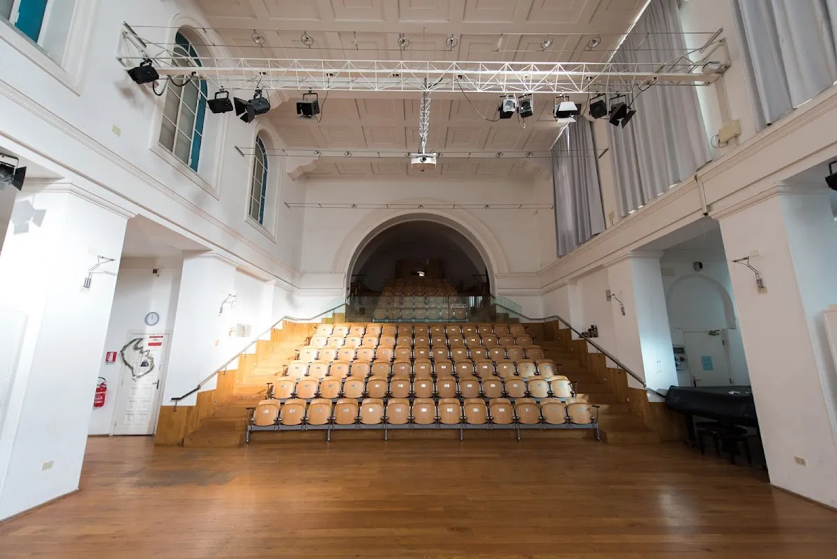 St. Stephen's School, Rome campus photo 5