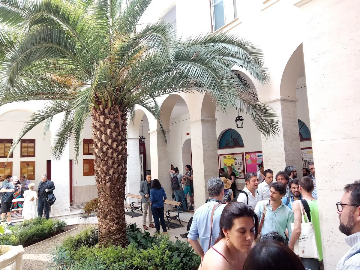 St. Stephen's School, Rome campus photo 7