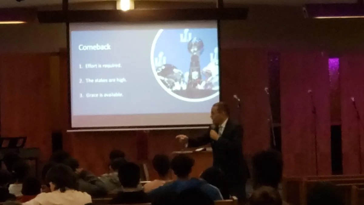 Kingsway College Private High School campus photo 28