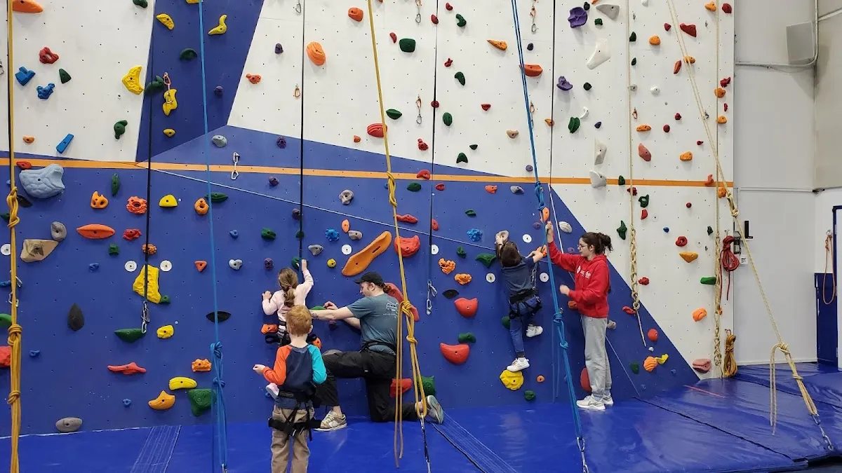 Lycée international de Calgary campus photo 8