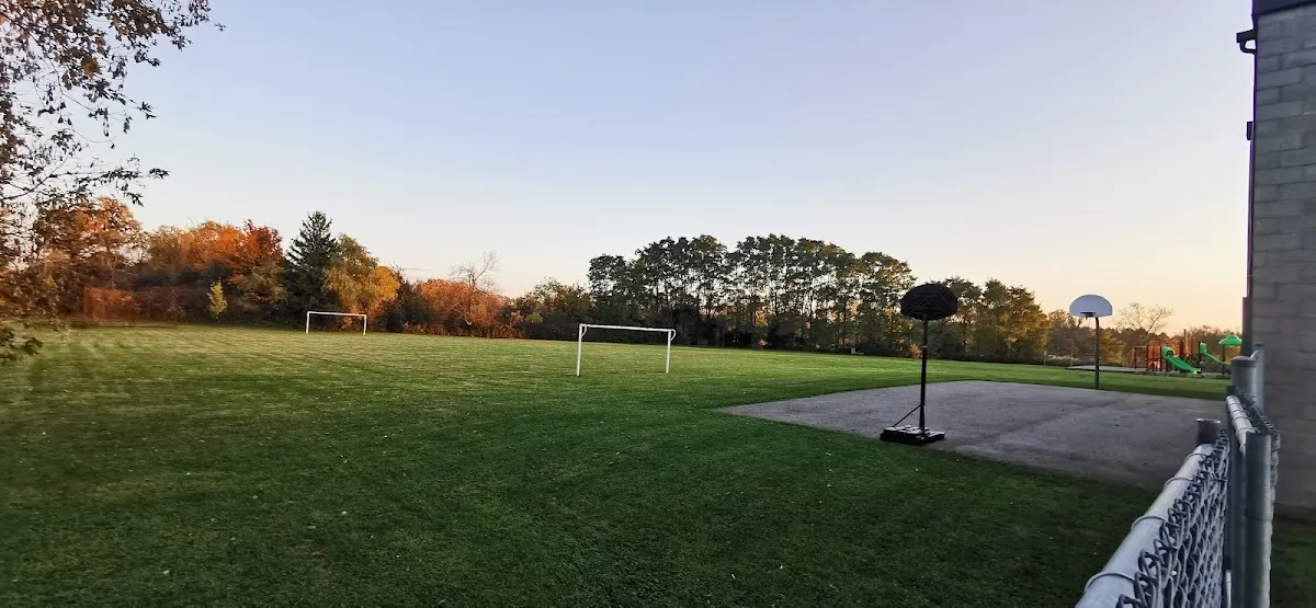 Grandview Adventist Academy campus photo 18