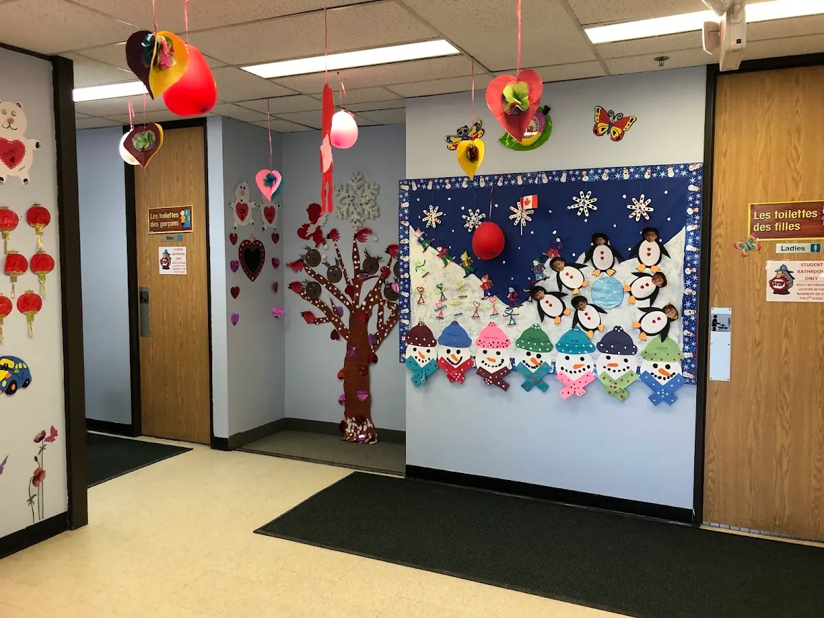 Giles School campus photo 36