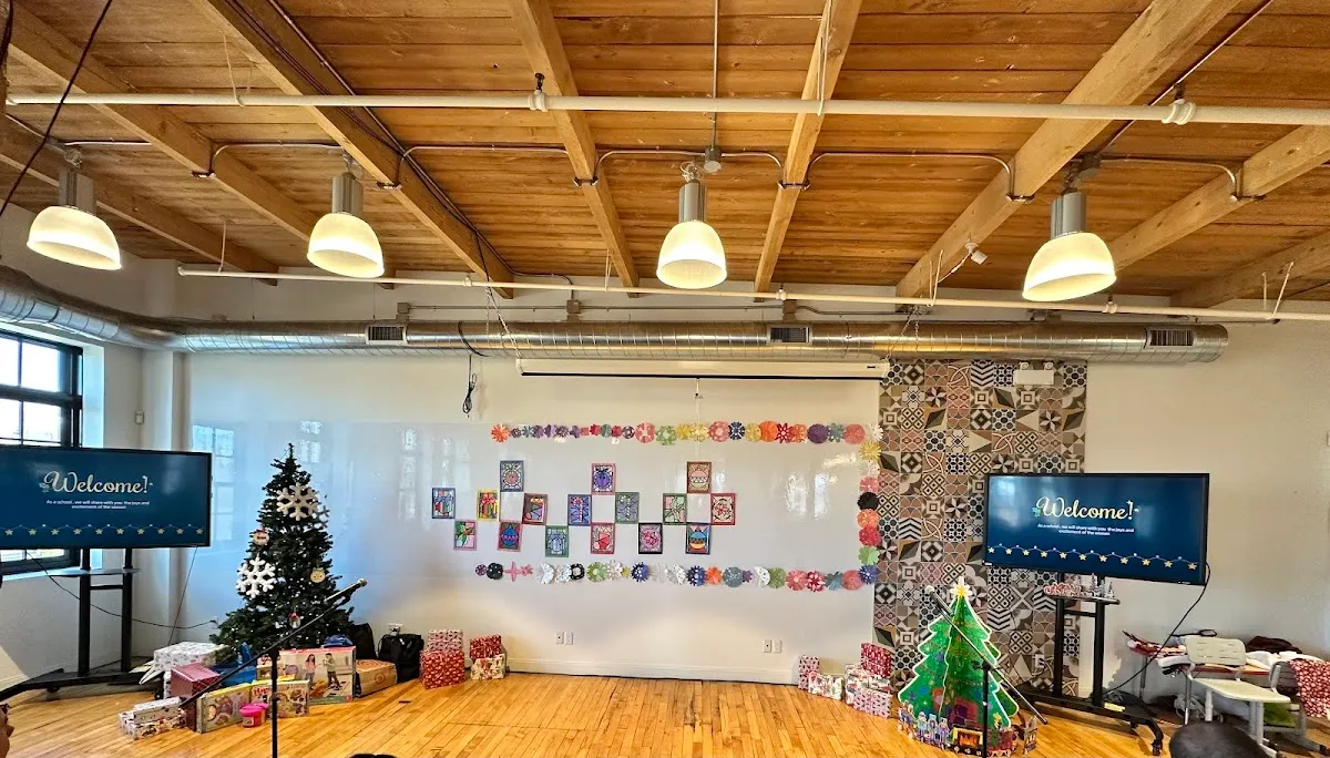 InnovOak School campus photo 13