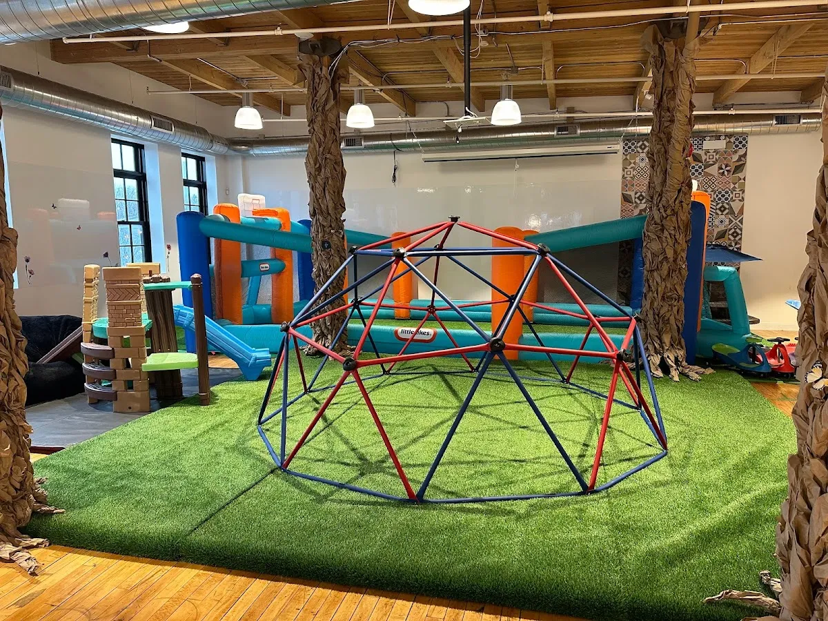 InnovOak School campus photo 4