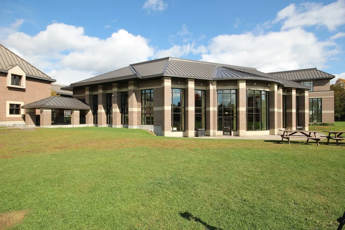 Ashbury College campus photo 10