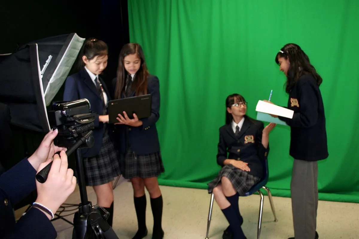 Lynn-Rose School campus photo 5